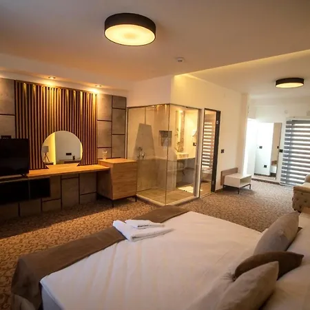 & Restaurant Ponte Bianco 4*