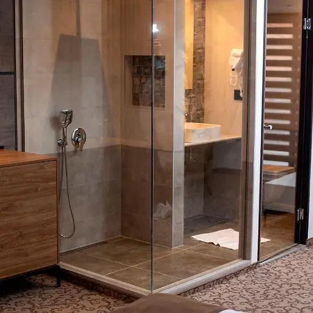 & Restaurant Ponte Bianco Bed and Breakfast 4*