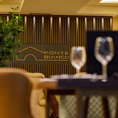 Bed & Breakfast & Restaurant Ponte Bianco