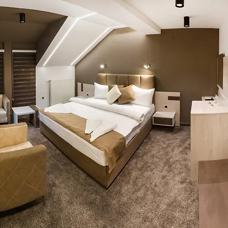 & Restaurant Ponte Bianco Βράνιε