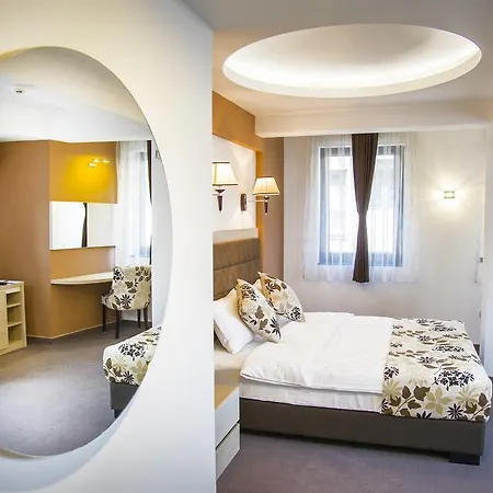 Bed & Breakfast & Restaurant Ponte Bianco