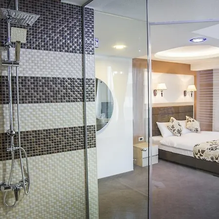 Bed and Breakfast & Restaurant Ponte Bianco 4*