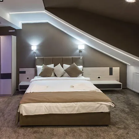 & Restaurant Ponte Bianco 4*