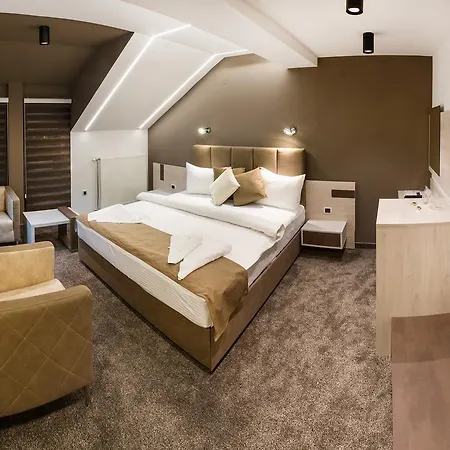 Bed & Breakfast & Restaurant Ponte Bianco