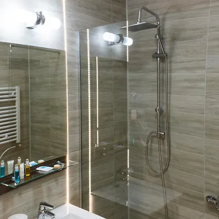 & Restaurant Ponte Bianco Bed and Breakfast Βράνιε