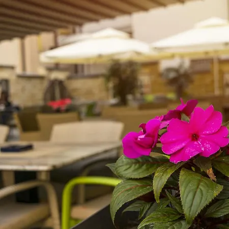 Bed and Breakfast & Restaurant Ponte Bianco