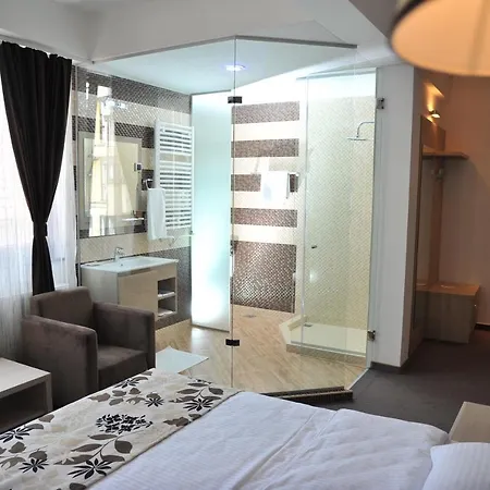 Bed and Breakfast & Restaurant Ponte Bianco 4*